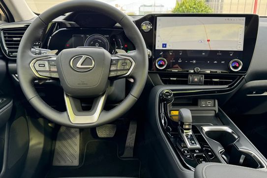 Lexus NX 350h Prestige 2WD