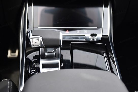 Audi Q8 TFSI e quattro