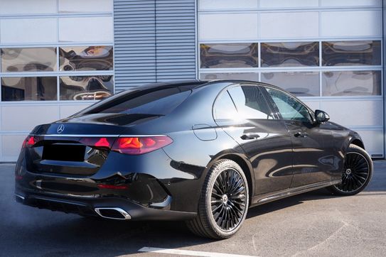 Mercedes Klasa E 200 AMG