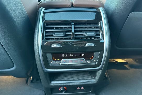 BMW X5 M60i xDrive