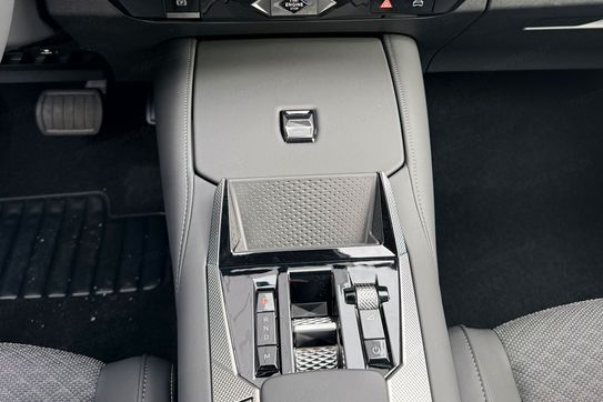 DS N°4 Pallas eDCS6 1.2 mHEV