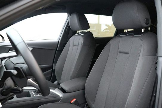Audi A4 45 TFSI mHEV quattro S tronic