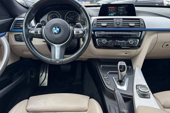 BMW Seria 3 Gran Turismo 320D Xdrive m Sport