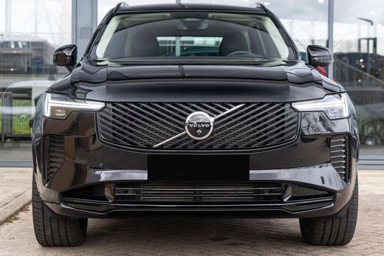 Volvo XC90 B5 AWD Ultra Dark