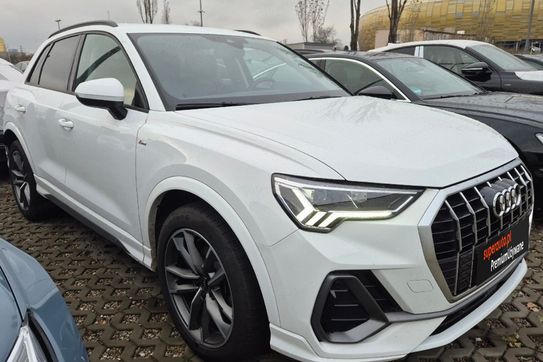 Audi Q3 35 TFSI S line