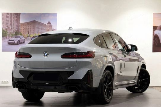 BMW X4 M40d
