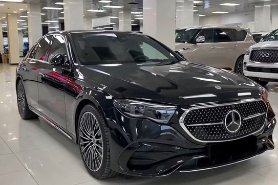 Mercedes Klasa E 220 d 4-Matic AMG