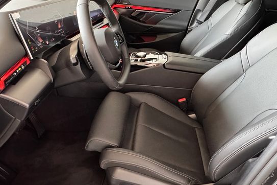 BMW Seria 5 520d M Sport