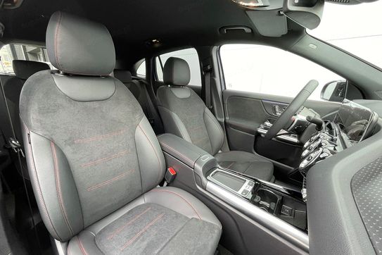 Mercedes GLA 200 AMG Line