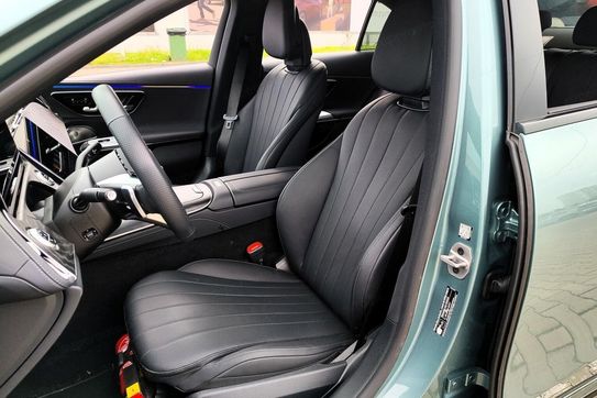 Mercedes Klasa E 220 d 4MATIC AMG Line