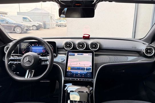 Mercedes Klasa C 300 AMG Line