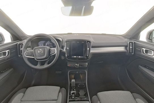 Volvo XC40 B3 b Dkg Plus Black Edition