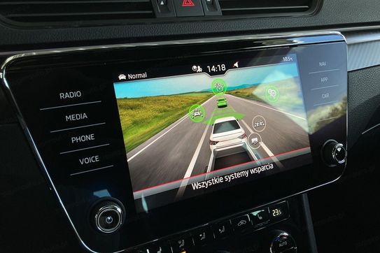 Skoda Superb 2.0 Tdi Scr Sportline Dsg