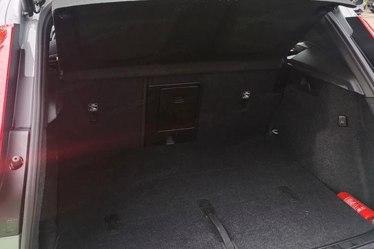 Volvo XC40 B3 B Plus Dark