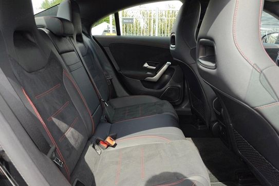 Mercedes CLA 200 AMG Line