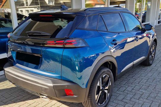 Peugeot 2008 GT Exclusive e-DCS6 1.2 PureTech mHEV