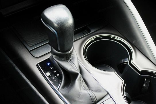 Toyota Camry Hybrid Comfort CVT