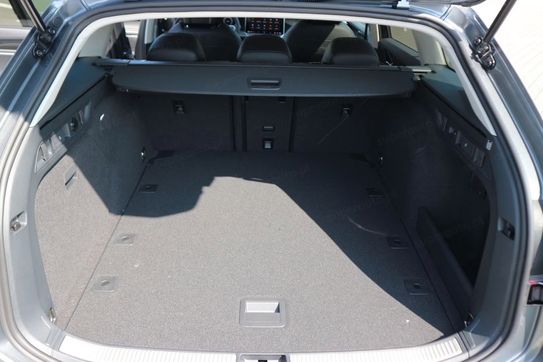 Volkswagen Passat Business Plus 1.5 TSI eHybrid DSG