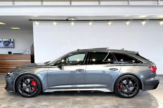 Audi A6 RS6 Avant TFSI quattro Performance