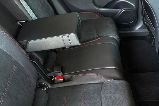 Mercedes GLB 220  4-Matic AMG Line