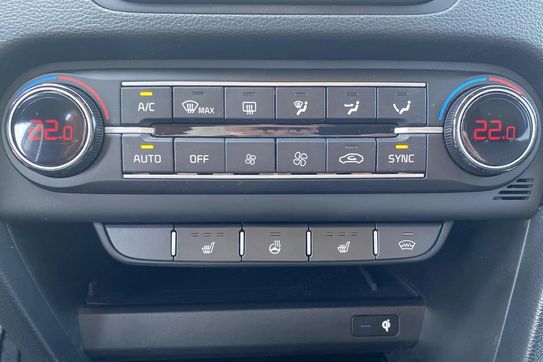 Kia XCeed 1.5 T-GDI Business Line DCT