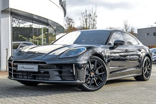 Porsche Panamera 4 E-Hybrid