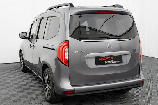 Mercedes T klasa T180d Progressive AT