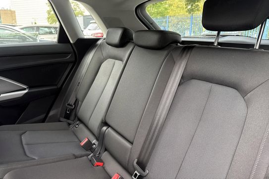 Audi Q3 35 TDI S tronic