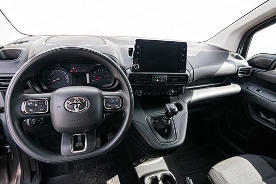 Toyota Proace City Long L2H1 Active