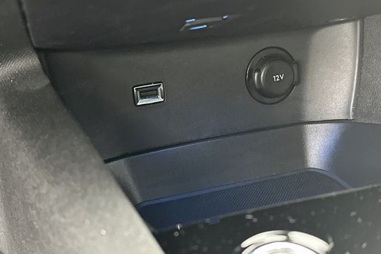 Peugeot 3008 Allure Pack 1.6 Hybrid e-EAT8