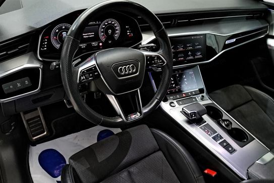 Audi A6 Avant 40 TDI quattro S Line