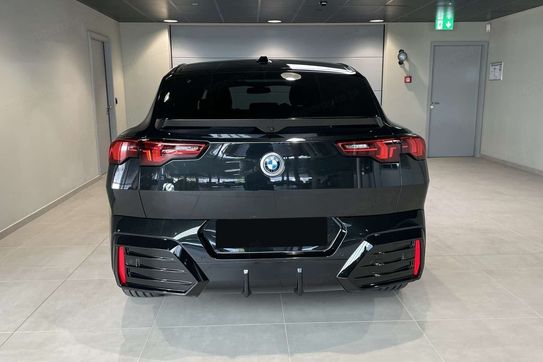 BMW iX2 eDrive20