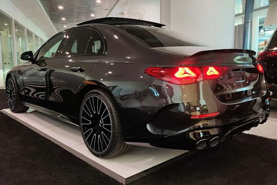Mercedes Klasa E AMG 53  4Matic+ Hybrid