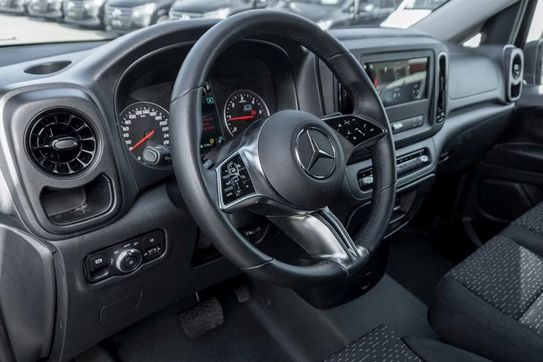 Mercedes Vito Tourer 116 CDI Pro długi 9G-Tronic