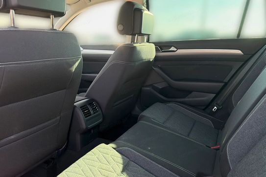 Volkswagen Passat 2.0 TDI SCR Style DSG