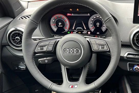 Audi Q2 35 TFSI S Line