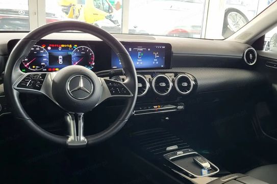 Mercedes CLA 200  Progressive