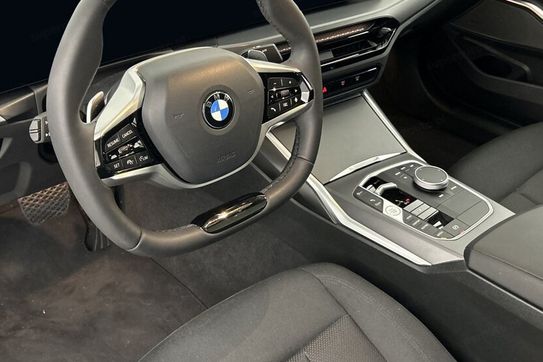 BMW Seria 3 Touring 330e xDrive