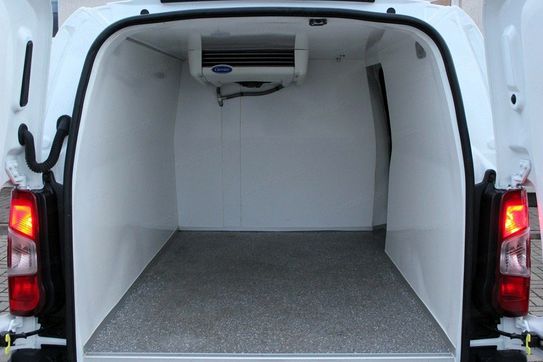 Peugeot Partner Van L2H1 Chłodnia do -20°C