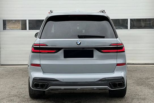 BMW X7 M60i xDrive