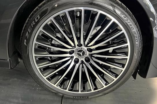 Mercedes E Klasa 220 d 4-Matic AMG