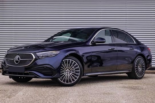 Mercedes E Klasa 300 e 4-Matic AMG