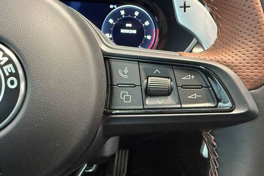 Alfa Romeo Stelvio 2.0 Turbo Intensa Q4