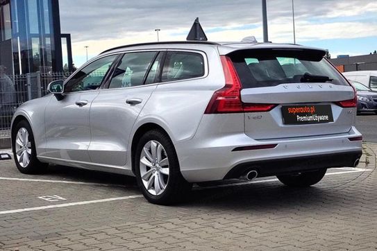 Volvo V60 B4 D Momentum Pro