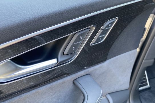 Audi Q8 TFSI e quattro