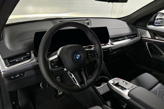 BMW iX2 eDrive20