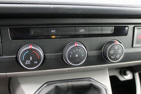 Volkswagen Transporter DOKA SKRZYNIA
