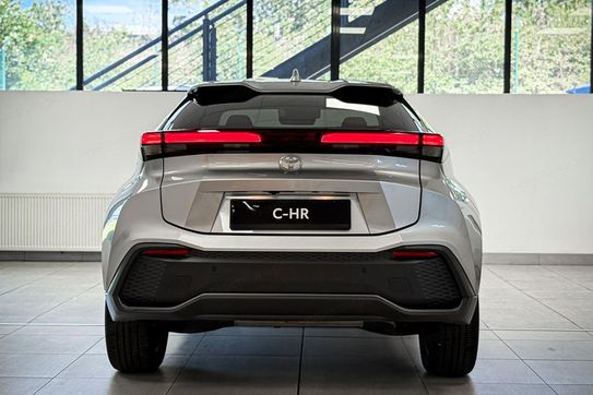 Toyota C-HR Style 2.0 Hybrid Dynamic Force Plug-in
