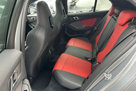 BMW Seria 1 M135i xDrive
