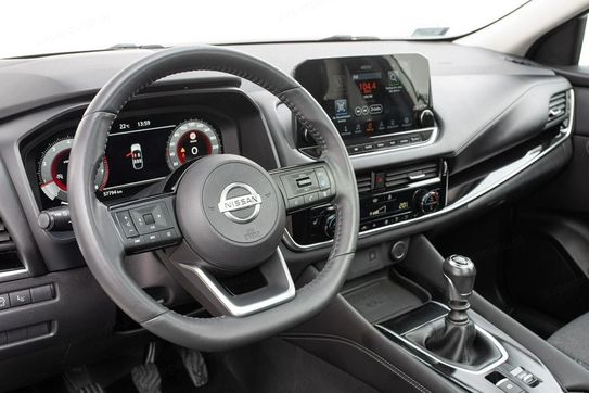 Nissan Qashqai 1.3 DIG-T MHEV Premiere Edition